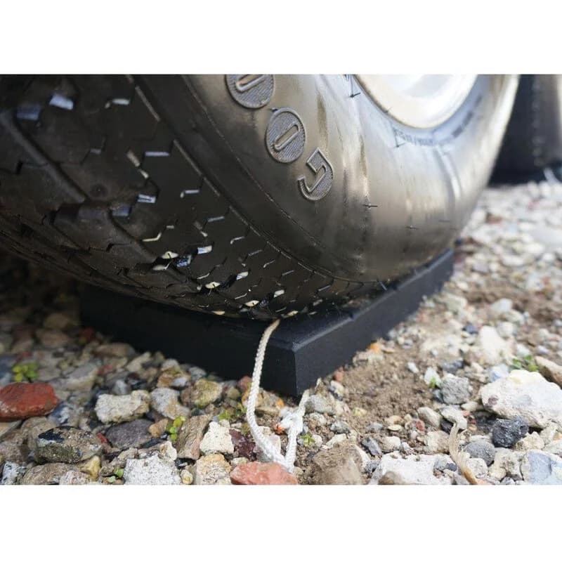 Best RV Jack Pads to Stabilize Your RV with Confidence