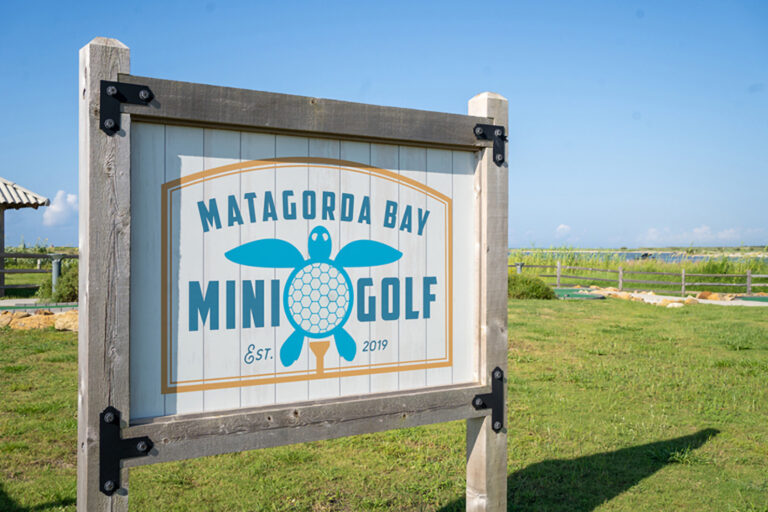 matagorda nature bay mini golf sign