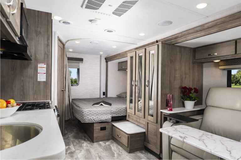 bt-cruiser-int-1 | I Heart RVing